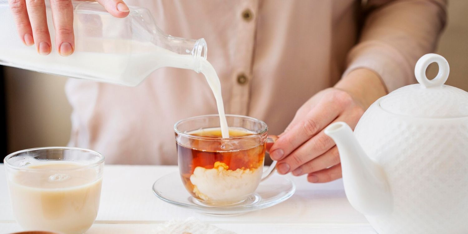 Scientist Finally Answers ‘Milk or Water First?’ Tea Debate